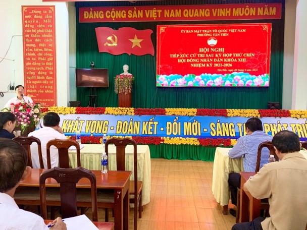 Ủy ban Mặt trận Tổ quốc Việt Nam phường Tân Tiến tổ chức tiếp xúc cử tri với đại biểu HĐND phường sau kỳ họp lần thứ Chín HĐND phường khóa XIII, nhiệm kỳ 2021-2026